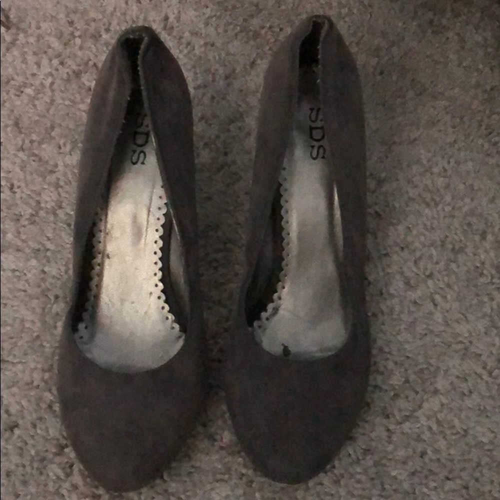 Grey heels